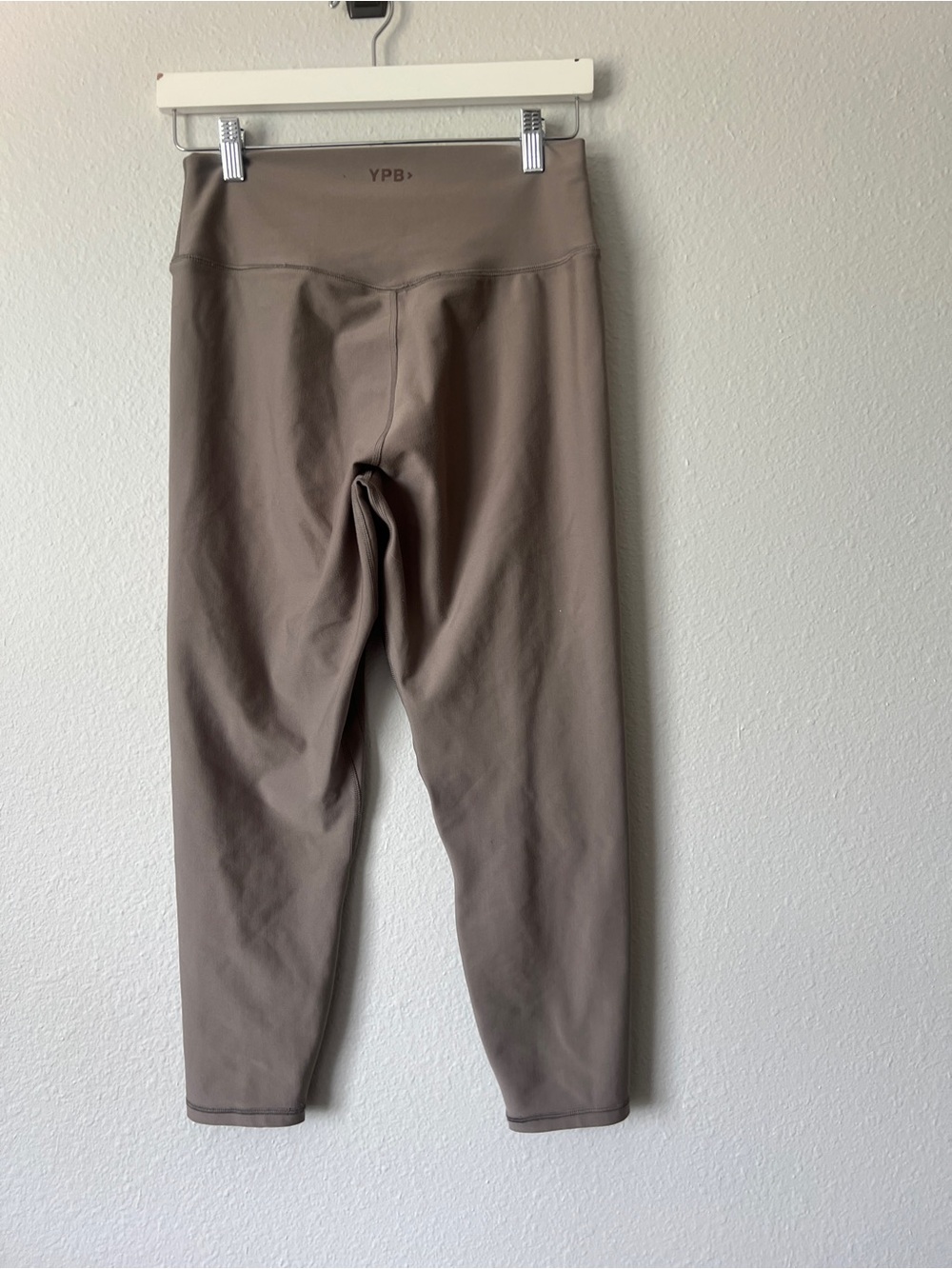 YPB Abercrombie & Fitch Taupe Legging Small Athleisure Activewear Workout Active - Picture 2 of 4